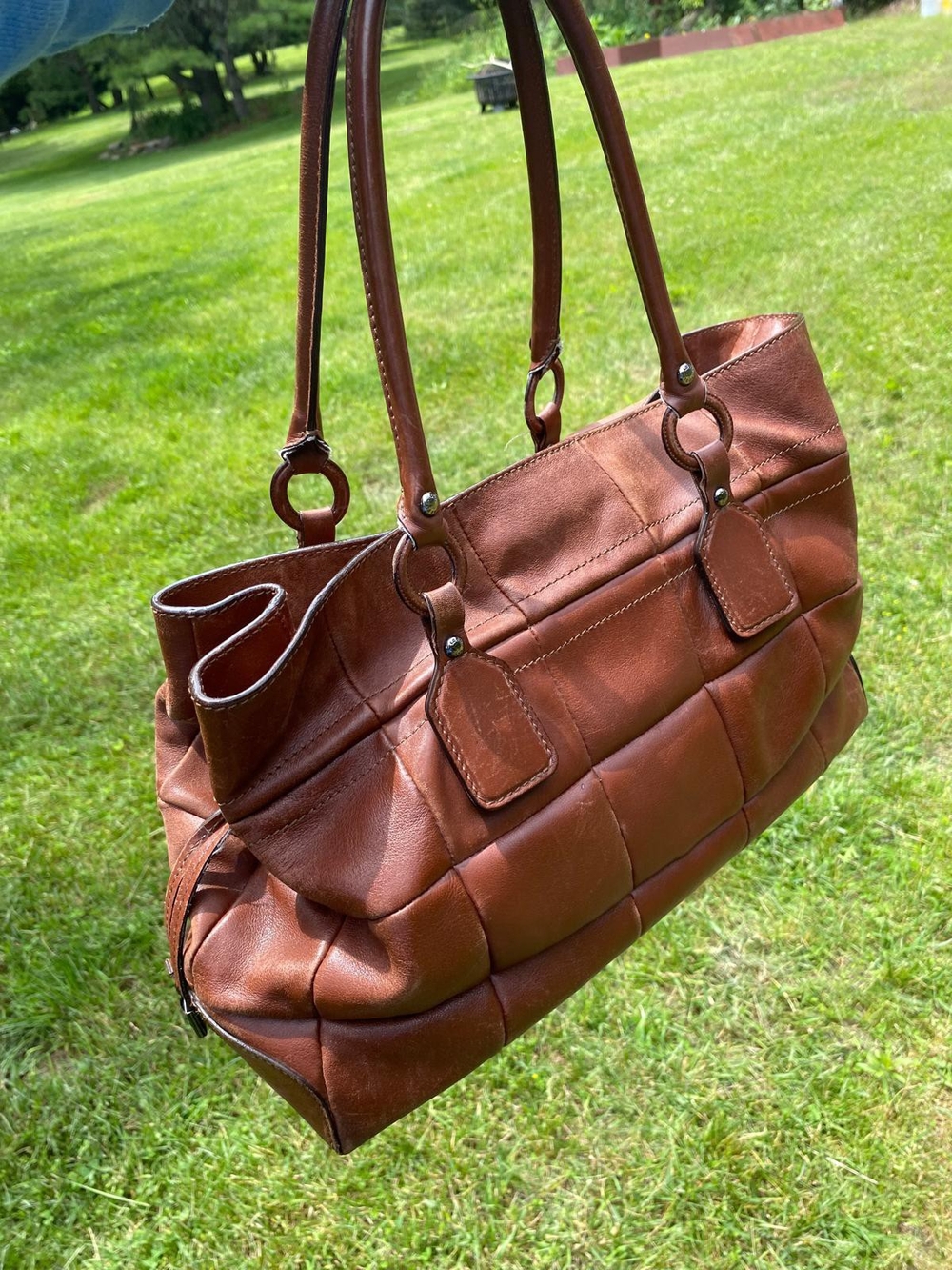 Tod's Brown Di Leather Shoulder Bag Purse